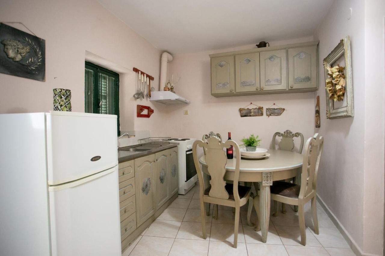 Charouda Country House Pírgos Dhiroú Zewnętrze zdjęcie